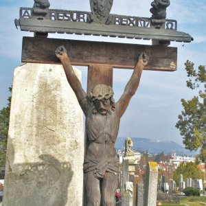 Friedhofs-Kreuz