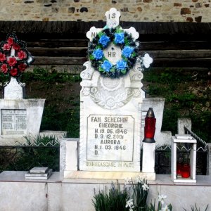 Friedhof beim Moldaukloster Voronet