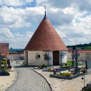 Romanische Kapelle in Rottendorf
