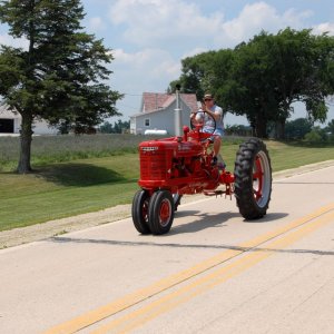 Traktor Mc Cormick Farmall