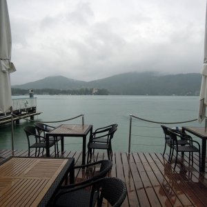 Erste Herbstnebel am Wörthersee