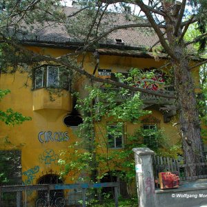Medium 'Villa Kunterbunt (Kuntabunt), Innsbruck' in der Kategorie 'Innsbruck - Ansichten aus Innsbruck, Tirol'