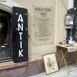 Antiquitätenladen in der Salzburger Altstadt