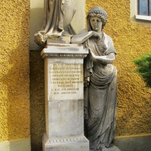 Grabmal Theresia Doblhoff Hl. Helena in Baden