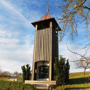 Kapellenbildstock mit Glockenturm