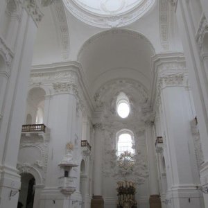 Das Innere der Kollegienkirche