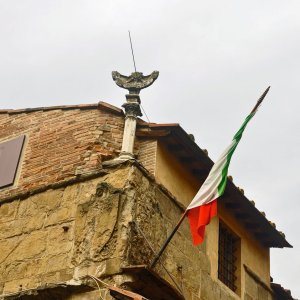 Sonnenuhr am Ponte Vecchio in Florenz