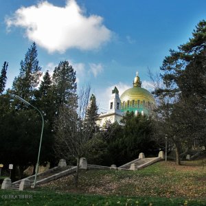 Aufgang zur Otto Wagner Kirche am Steinhof