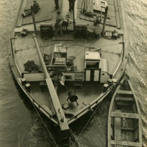 Frachtschiffe um 1920