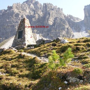 Gedenkpyramide Kematen - Kalkkögel