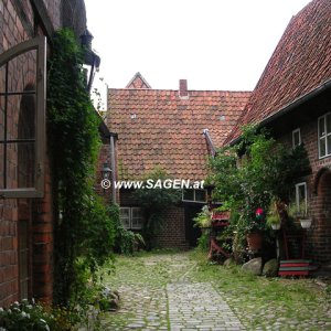 Blick in einen Lüneburger Innenhof (Fachwerk)