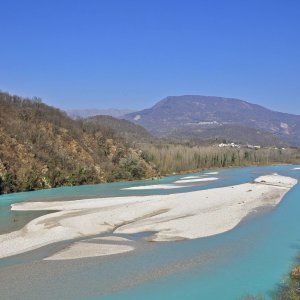 Blick von der Brücke von Pinzano nach Norden