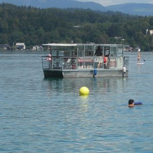 Bücherboot auf dem Wörthersee