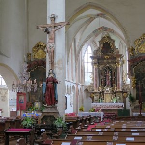 das Innere der Kirche in Imbach