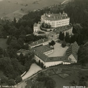 Schloss Ambras - Luftbild