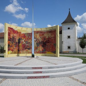 Sonnenuhr Heiligenkreuz