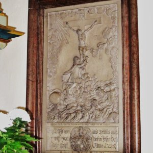 Wappengrabstein