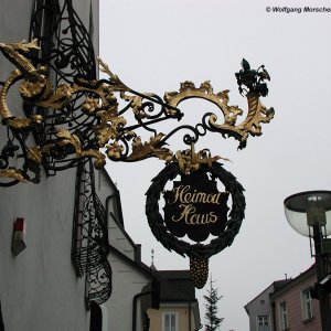 Ausleger Heimathaus Vöcklabruck