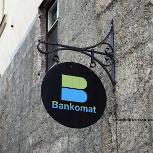 Geschäftsausleger Bankomat
