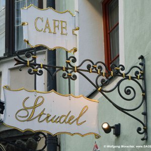 Wirtshausausleger Cafe Strudel