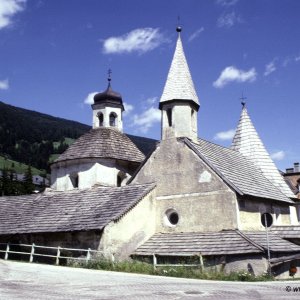 Altöttinger- und Heiliggrabkirche Außerkirchl in Innichen