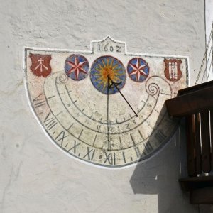 Uttenheim Sonnenuhr