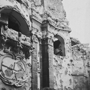 Jesuitenkirche Innsbruck 1943