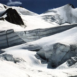 Gletscherspalten am Südgipfel der Wildspitze