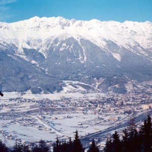 Innsbruck Blick auf Höttiner Au 1957