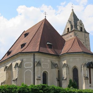 Kath. Pfarrkirche hl. Laurentius am Steinfeld