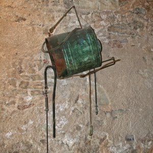 Kupferner Spritzbehälter im Museum "La Limonaia del Castel" in Li