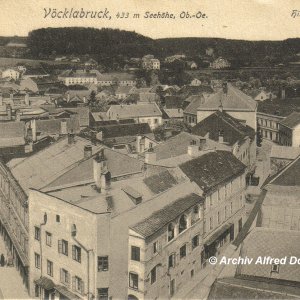 Blick Stadtplatz und Hinterstadt Vöcklabruck 1920