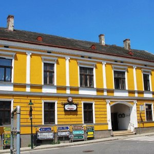 Altes Postamt in St. Leonhard am Forst
