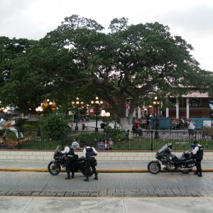 Polizei mit Motorradproblem