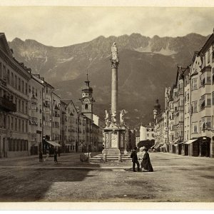 Innsbruck ca. 1860 (beide Pylonen der Altstadt vorhanden!)