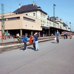 ein Bahnhof in Ungarn um 1990