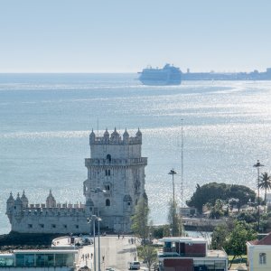 Blick vom Denkmal der Entdeckungen zum Torre de Belém