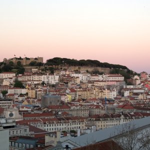 Blick zum Castelo de São Jorge
