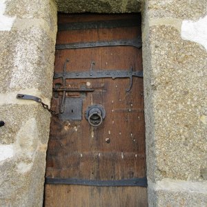 Karner-Tür