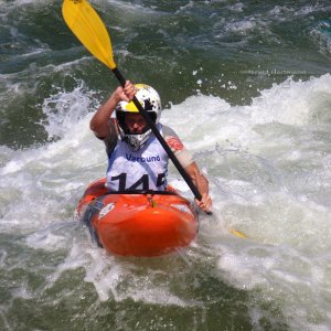 Kanu im Wildwasser