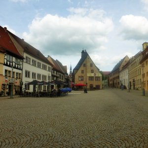 Sangerhausens Markt mit Rathaus