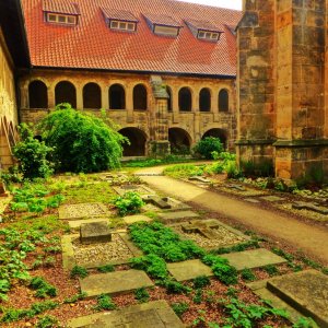 Annenfriedhof des Hildesheimer Mariendom.