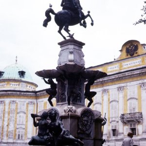 Innsbruck Leopoldsbrunnen