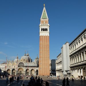 Der Campanile auf dem Markusplatz