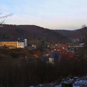 Stolberger Schloss thront über Stolberg. Wanderung zur Lutherbuche.