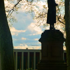 Unser stolzes Schillderdenkmal von Marbach auf der Schillerhöhe.