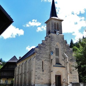Pfarrkirche Neuhaus
