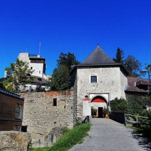 Burg Kreuzen