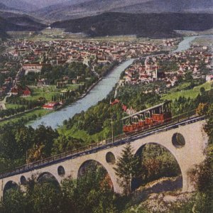 Innsbruck gegen Süden mit Hungerburgbahn