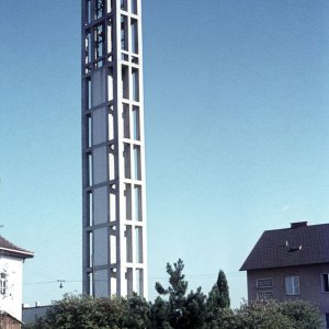 Glockenturm Pfarrkirche Keferfeld Linz